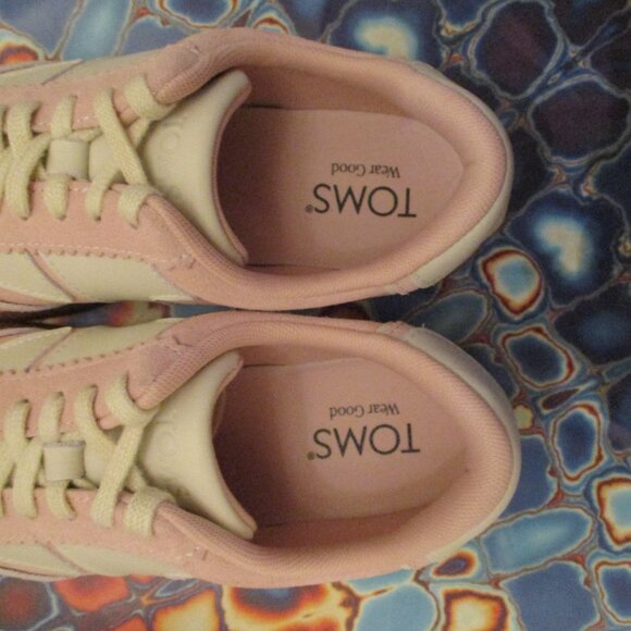 Collins Lace-up Sneakers - Picture 4 of 11